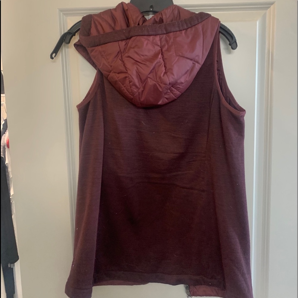 Columbia Hooded Vest - image 2